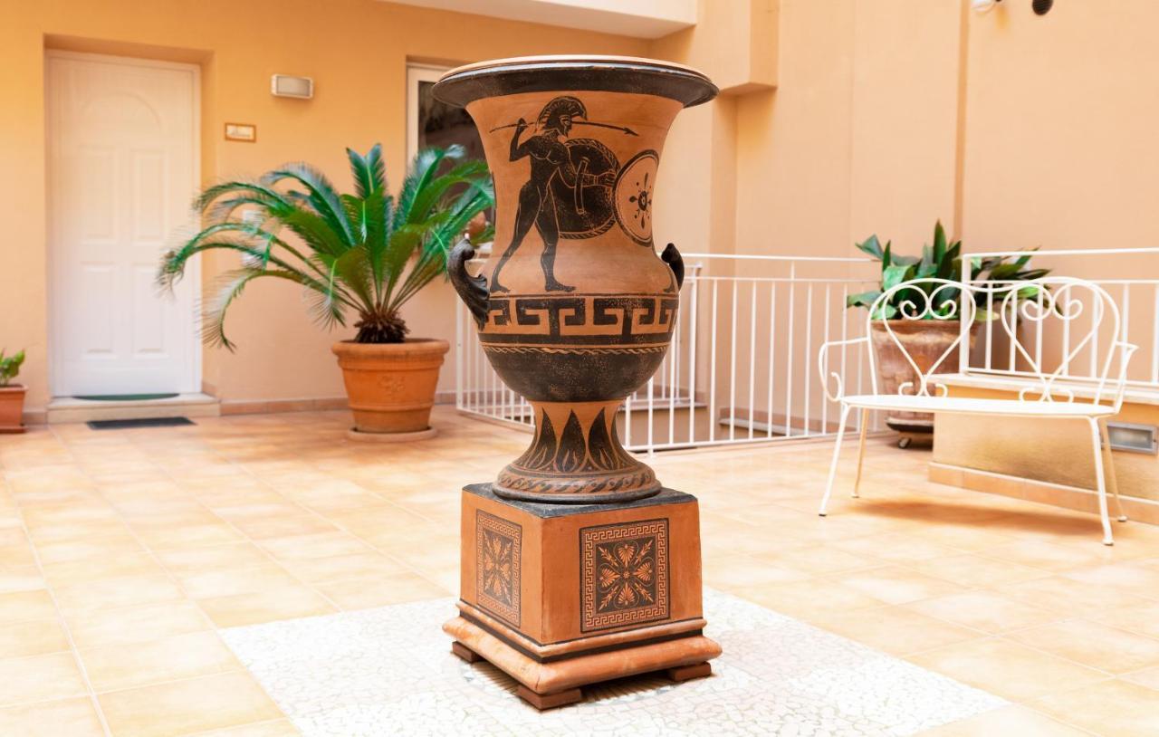 Apartment Il Cortile Delle Esperidi